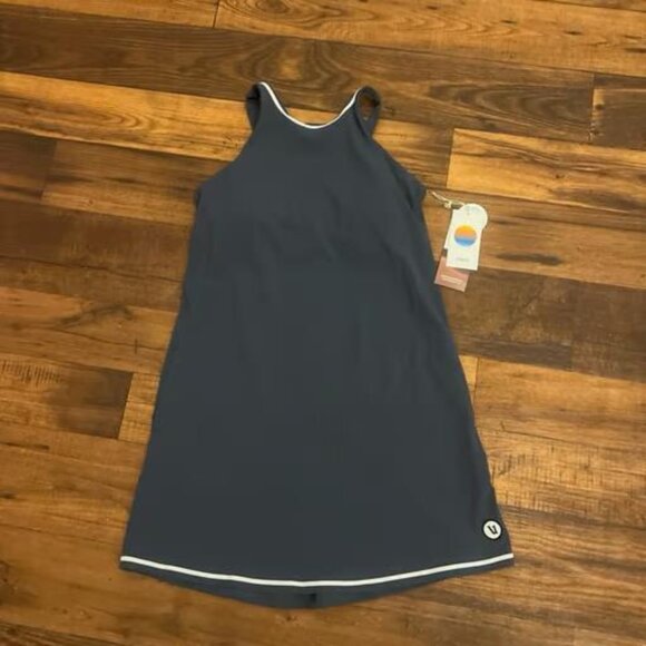 Vuori Volley Dress - Picture 2 of 7